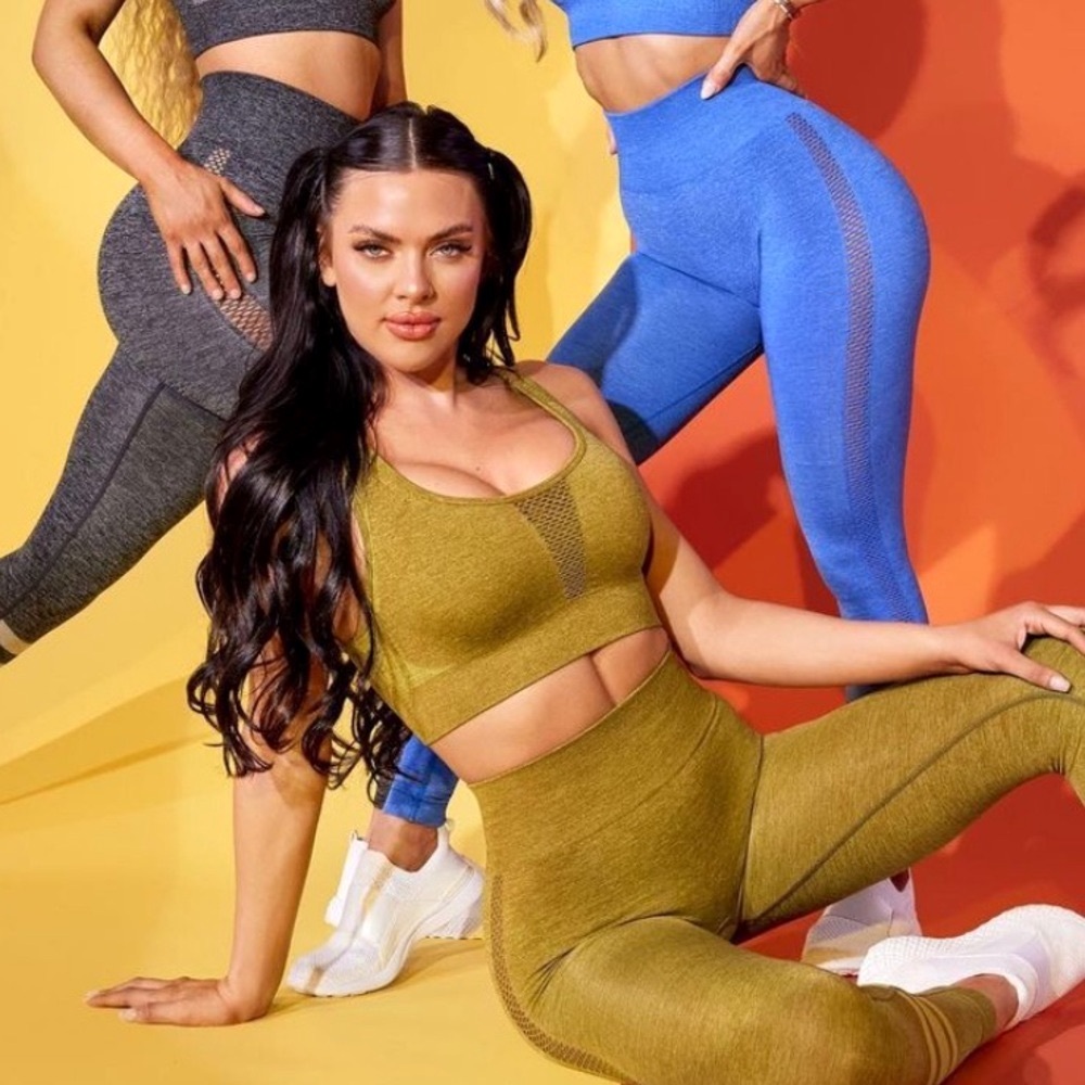 Buffbunny Inline Seamless Sports Bra- Olivia Olive 🫒